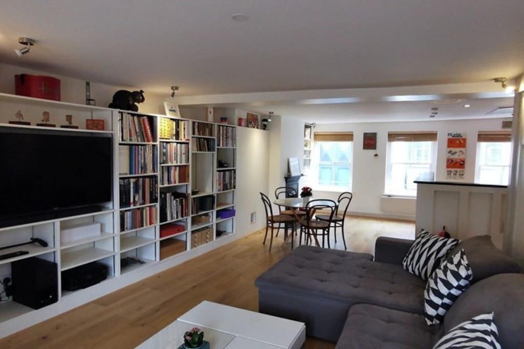 Spacious 2 Bedroom Apartment In The Heart Of Soho. London Exterior photo